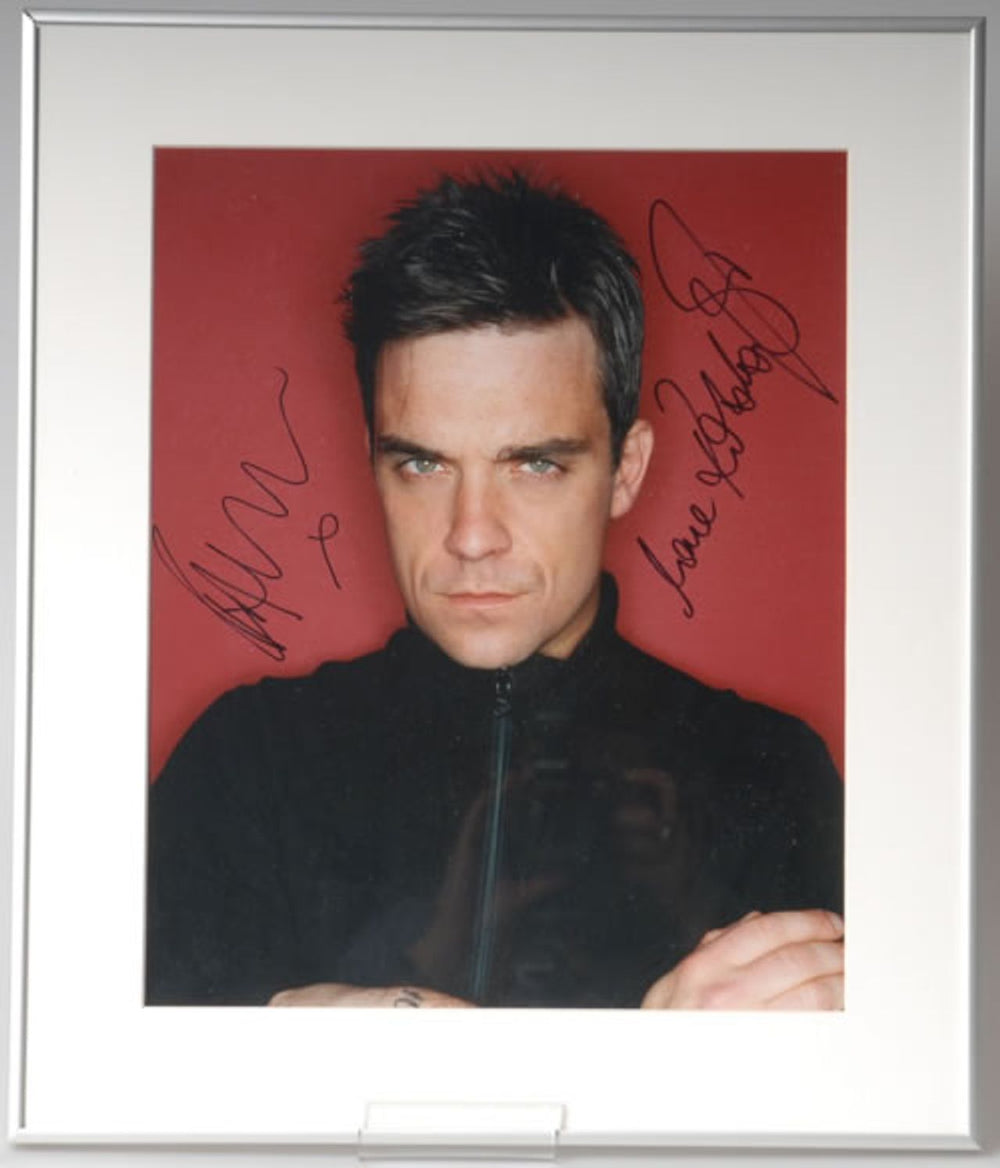 Robbie Williams Signed Photograph UK memorabilia FRAMED PHOTOGRAPH